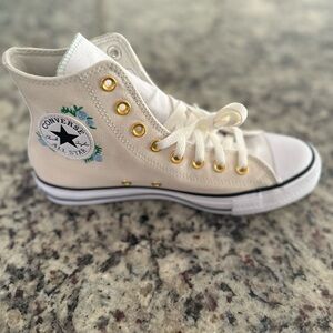 Custom Converse High-Top Sneakers with Gold Accents and Embroidered Flowers NWOT